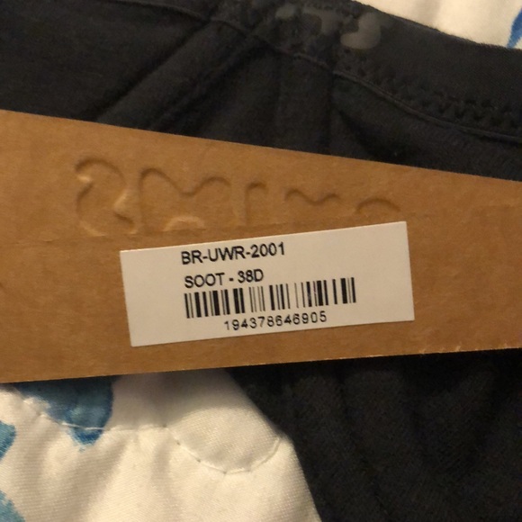 NWT Skims Cotton Logo Underwire Demi Bra Color Soot Hook & Eye Closure - Picture 6 of 6